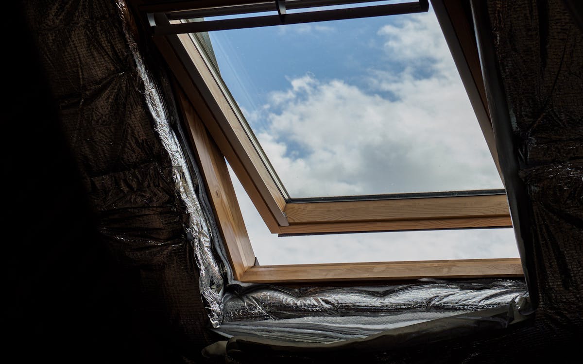 Isolation des combles : par l'intérieur ou par l'extérieur (sarking) ?